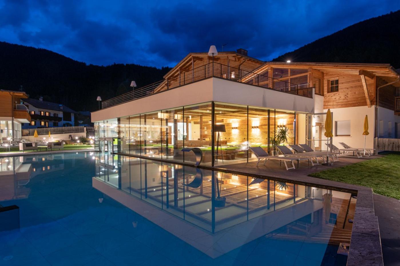 Alpine Nature Hotel Stoll Planca di Sopra Exterior photo